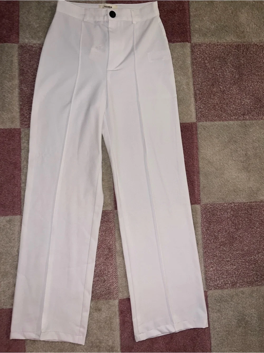 Pull&Bear White Pleated Straight-Leg Dress Pants